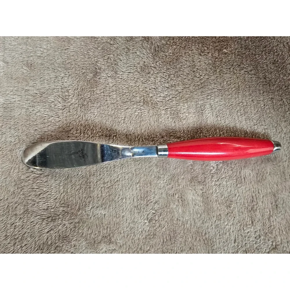 Fiesta scarlet red